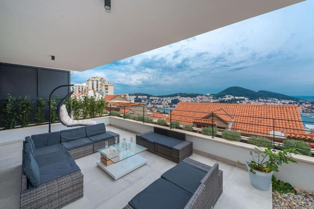 Walking Distance Old Town 120M2,Garden,View,Garage Appartement Dubrovnik Buitenkant foto