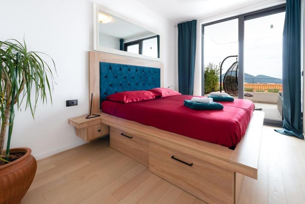 Walking Distance Old Town 120M2,Garden,View,Garage Appartement Dubrovnik Buitenkant foto